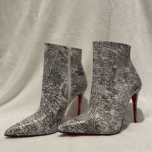 Christian Louboutin Caligraf So Kate Booty Ankle Boots